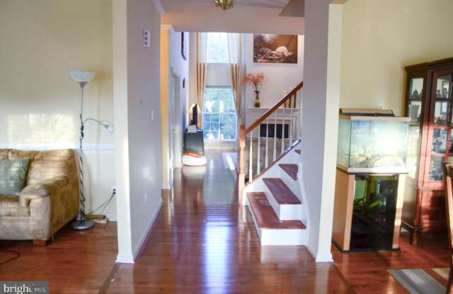 8497 LANIER OVERLOOK COURT Gallery 2