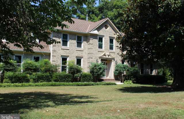 4800 N HILL DRIVE - 4800 North Hill Drive, Fairfax County, VA 22030