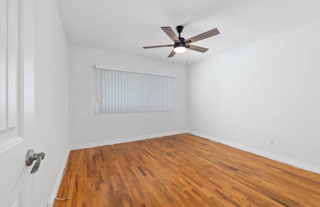 2837 B St - 2837 B Street, San Diego, CA 92102