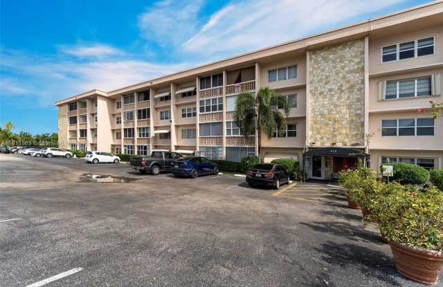 410 SE 2nd St - 410 Southeast 2nd Street, Hallandale Beach, FL 33009