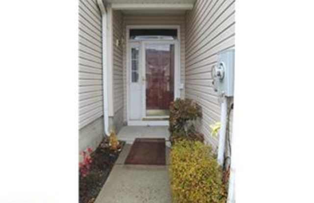 203 BRINLEY DRIVE Gallery 2
