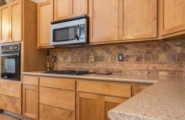 1448 East Lester Street photos photos