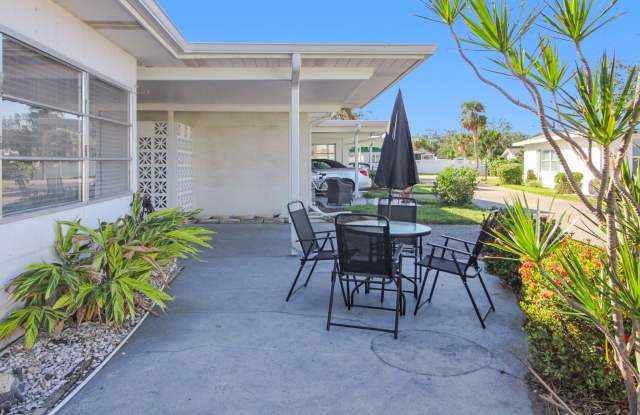 Beach Manor Villas Annual Condo for Rent Gallery 4