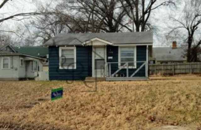 1728 South Walnut photos photos 1728 South Walnut photos photos