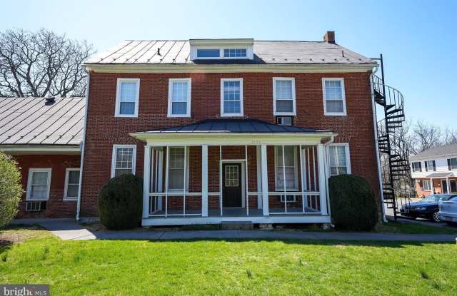 3105 SHAWNEE Drive unit: 7 photos photos