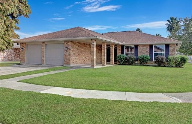 9751 W WHEATON Circle - 9751 West Wheaton Circle, New Orleans, LA 70127