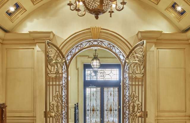 12 East 69th Street Gallery 2