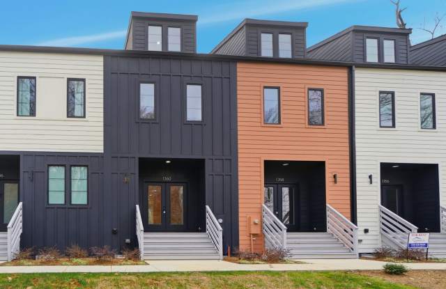 Townhome with Finished Basement Bonus Room photos photos