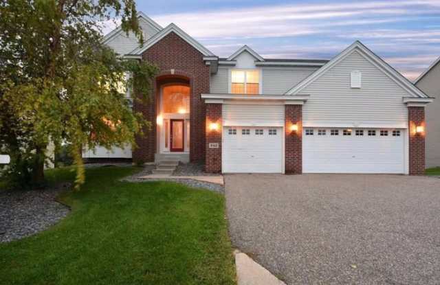 842 Gannon Way - 842 Gannon Way, Victoria, MN 55386