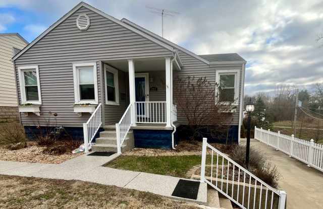 3 Bedroom in Alton photos photos