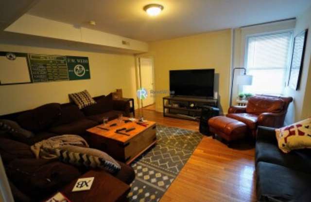 489 E Broadway photos photos