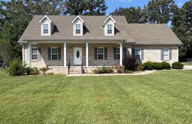 Spacious Brick Home in Manchester Gallery 1