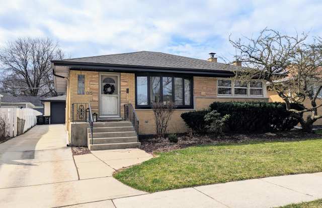 1315 West Oakton Street photos photos