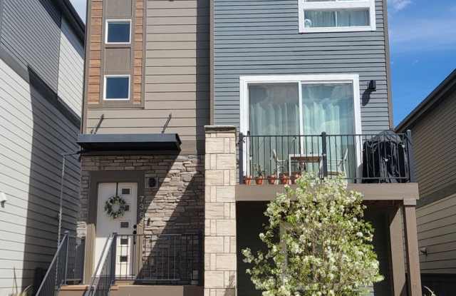 Modern 3-Bed, 2.5 Bath Home in Hannah Ridge - Pet Friendly with A/C! photos photos