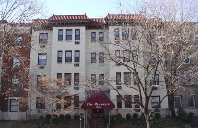 2 BED 1 BATH Condo on the 1st Floor of The Woodbine Condominium by the Cleveland Park METRO. photos photos