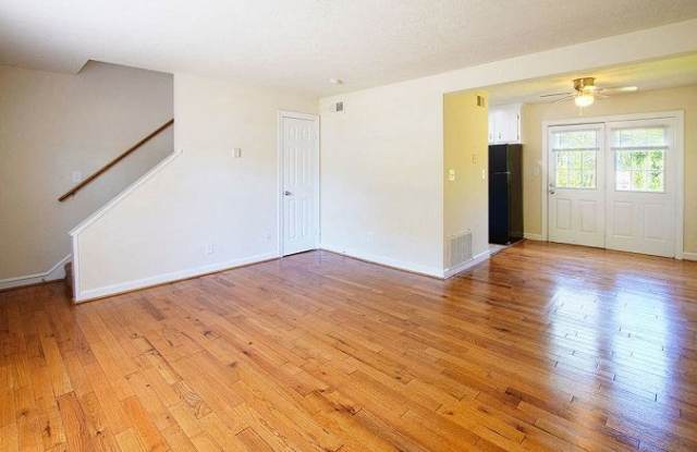 13441 Warwick Boulevard Gallery 3