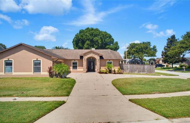 5719 SWEETHEART Court Gallery 2