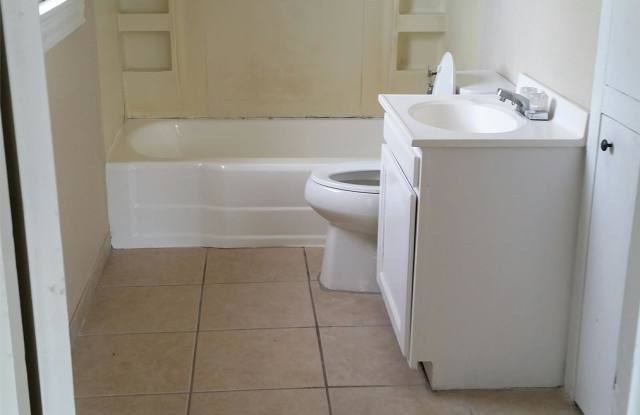 4603 Canal Gallery 2