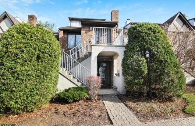 900 Valley Rd - 900 Valley Road, Clifton, NJ 07013