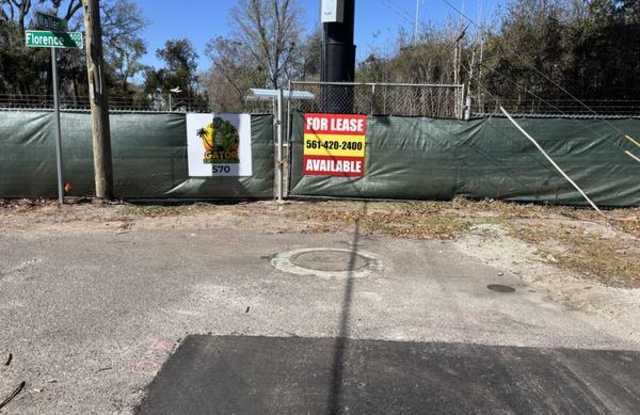 570 Florence St photos photos