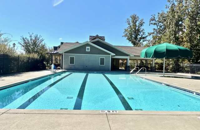 1435 Bramblewood Drive photos photos