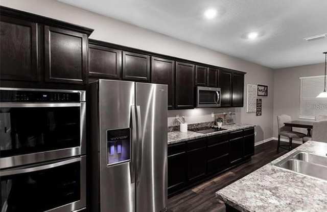 9318 EQUITY Lane Gallery 2