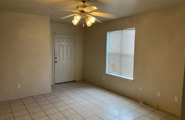 2517 Schwald Rd. - Call LONGHORN PROPERTIES @ 254-526-0382 FOR DETAILS ** Move In Special - $400 Off First Full Months Rent** Gallery 3