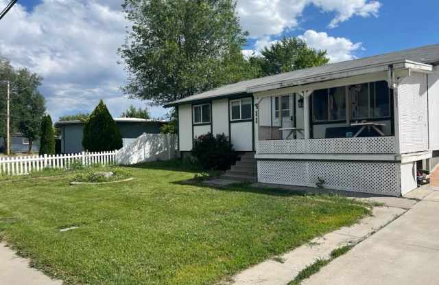 311 Pacific Dr photos photos