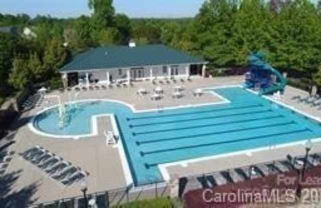 15316 Crossing Gate Drive Gallery 4