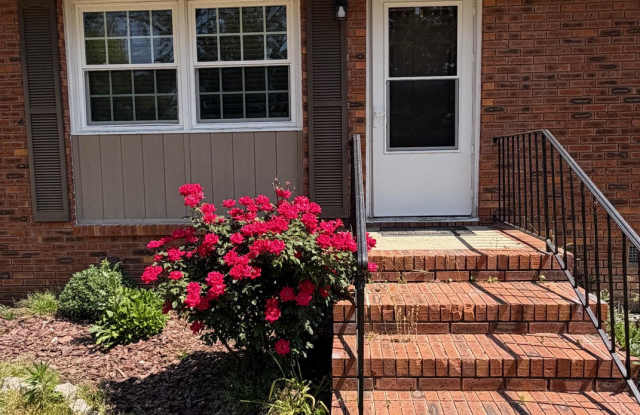 112 Longwood LaneUnit B photos photos