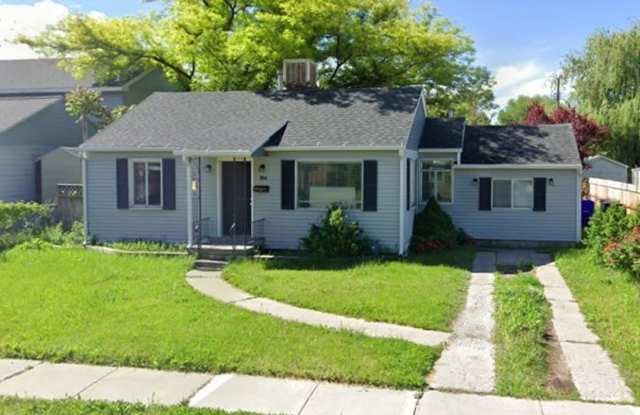 Cute 3 BD - 1 BR Home Available in South Salt Lake photos photos