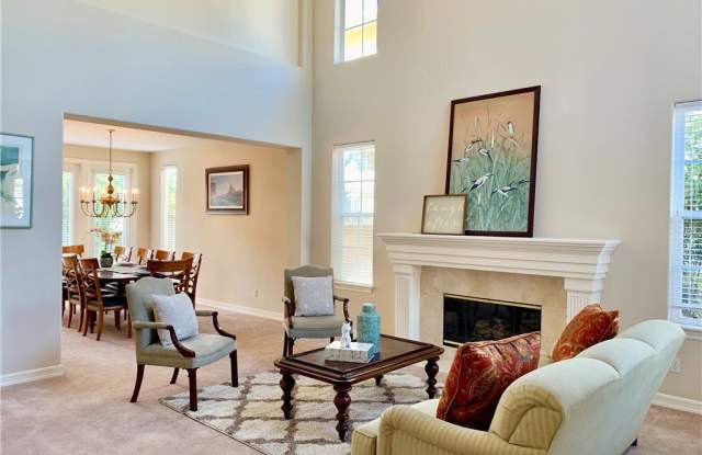 118 NIGHTHAWK Gallery 3