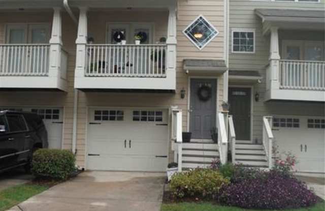 1441 NW Liberty Parkway Gallery 3