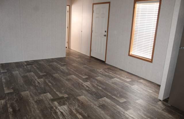 Mobile Home in Newberry Township Gallery 3