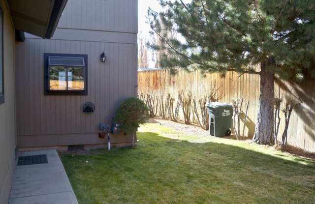 2099 Griswold Drive 1-B Gallery 4