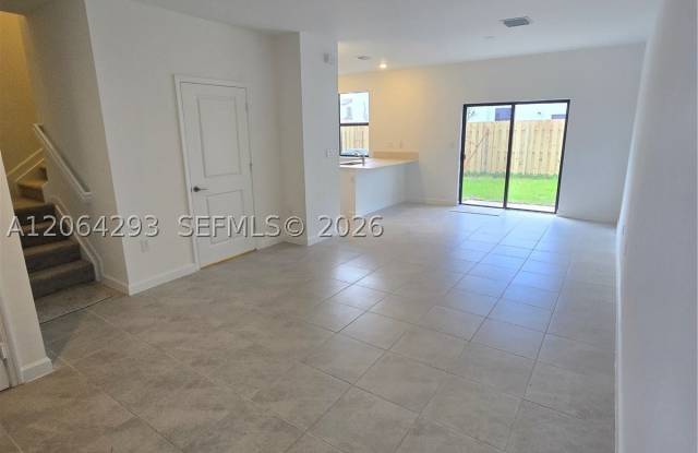 13316 SW 232nd Ter Gallery 3