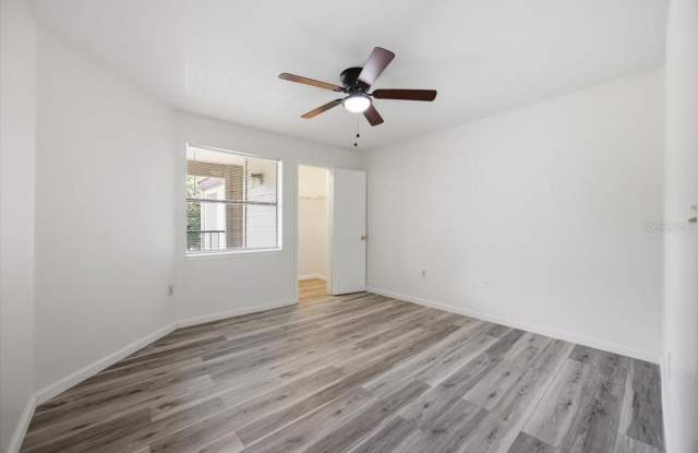 3032 PARKWAY Boulevard Gallery 4