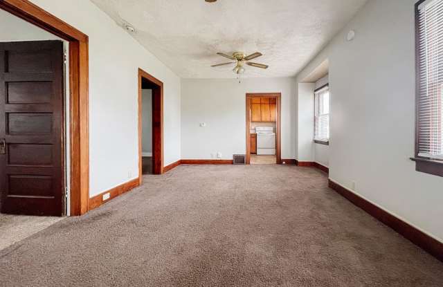 For Rent: 1317 W Memorial Dr! Pet Friendly with Fenced in back yard 2 Bedroom 1 Bath in the heart of Downtown Muncie! Garage and back porch! Gallery 3