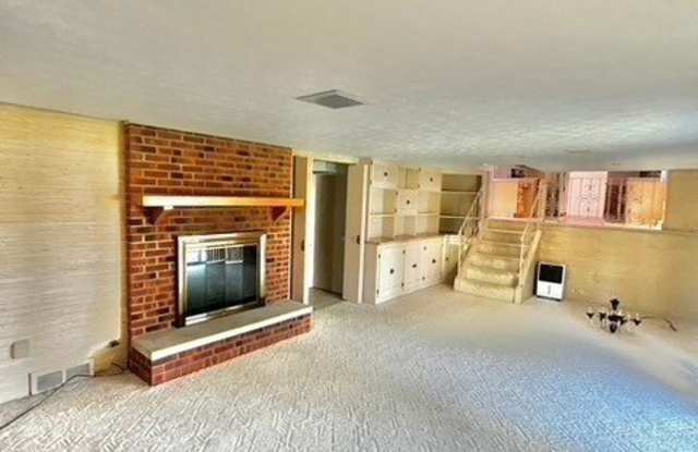 32895 Charmwood Oval Gallery 2