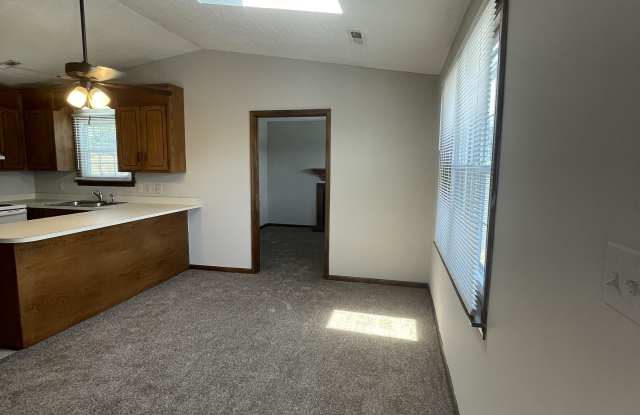 1139 Homestead Garden Court - 32 photos photos
