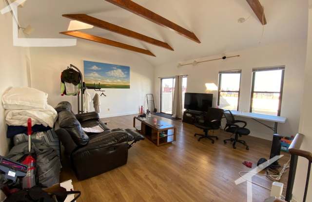 Allston 2 Bed 2 Bath available 9/1 photos photos