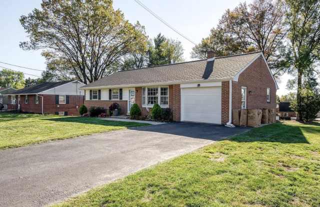 220 Tennyson Drive photos photos
