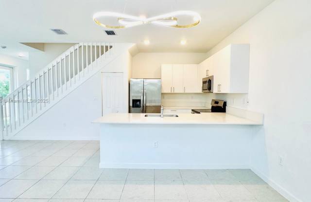 751 SE 14th ST photos photos