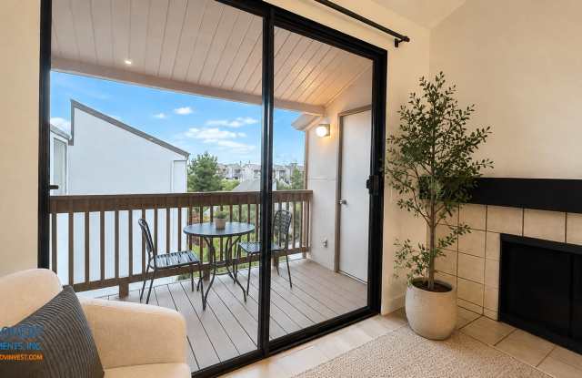 Modern Updated Two Bedroom Condo at The Willows Available for Immediate Lease photos photos Modern Updated Two Bedroom Condo at The Willows Available for Immediate Lease photos photos