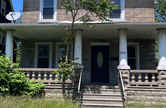 Family-Friendly Colonial with Basement, Attic  Garage – $1,550/Month - 13503 Ashburton Road, Cleveland, OH 44110