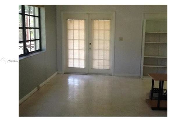 8310 SW 28th St - 8310 Southwest 28th Street, Westchester, FL 33155
