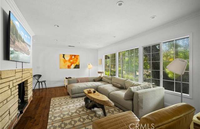 6247 Hamilton Lane Gallery 4