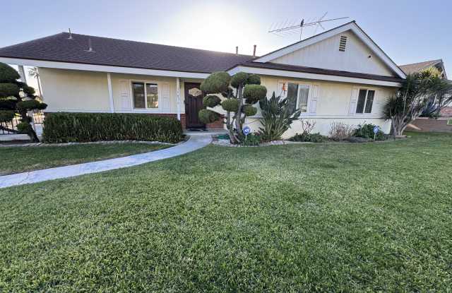 15856 Lawnhill Dr photos photos