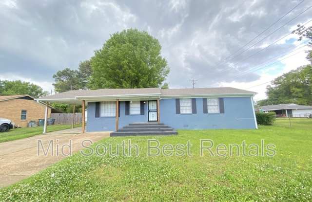 276 E Shelby Dr - 276 East Shelby Drive, Memphis, TN 38109