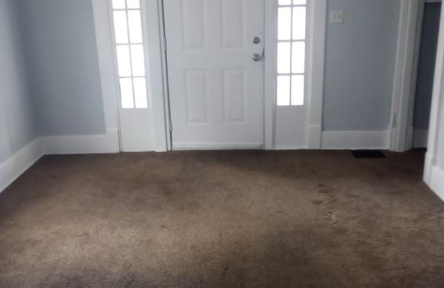 Cute 3-Bedroom 1-bath House in the Churchill Downs Neighborhood photos photos